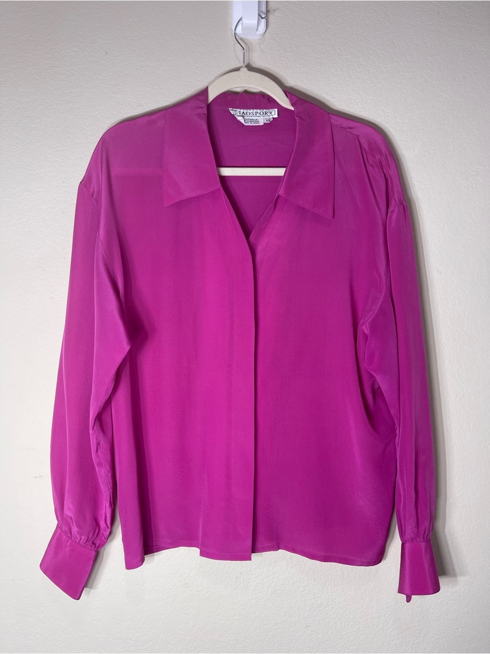 Vintage Sandra Roth Ciao Sport 100% Silk Fuchsia Pink Blouse Sz 12